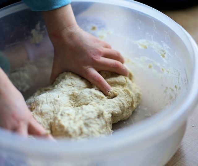 How to make yeast?