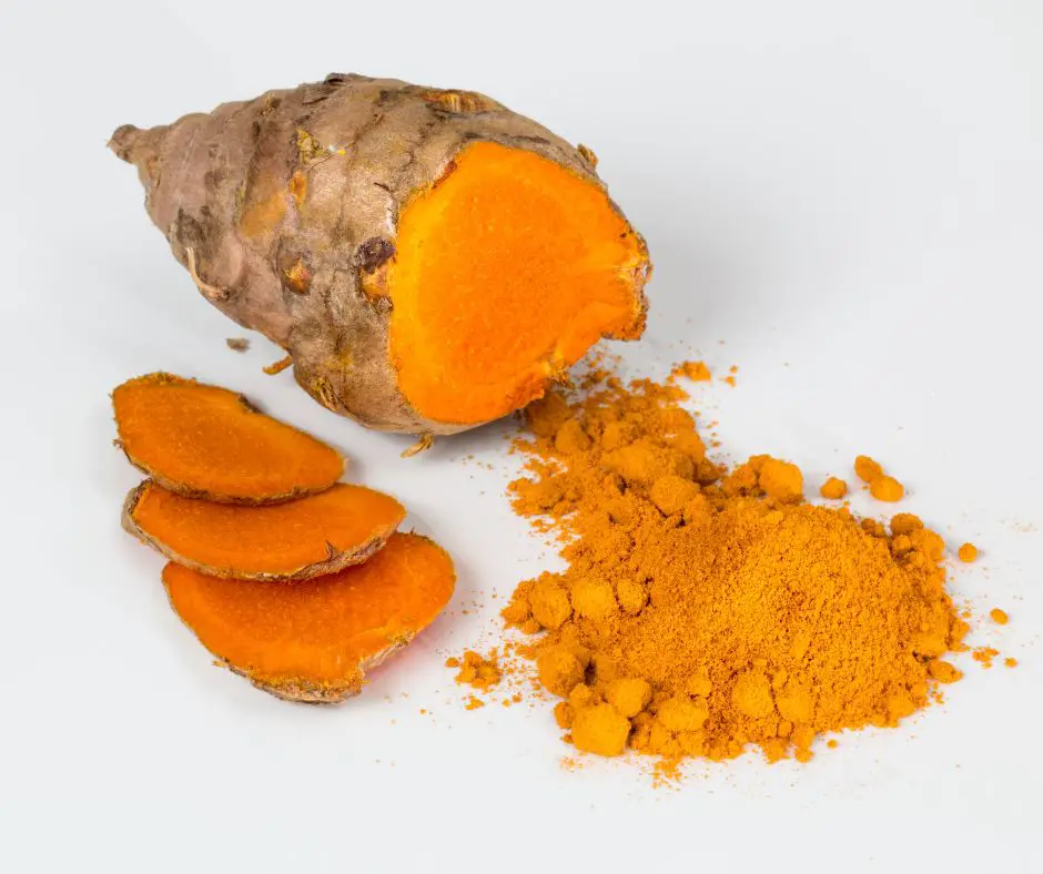 sliced turmeric, turmeric powder